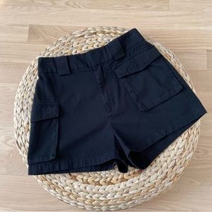 Casual Black Utility Pocket Women's Shorts